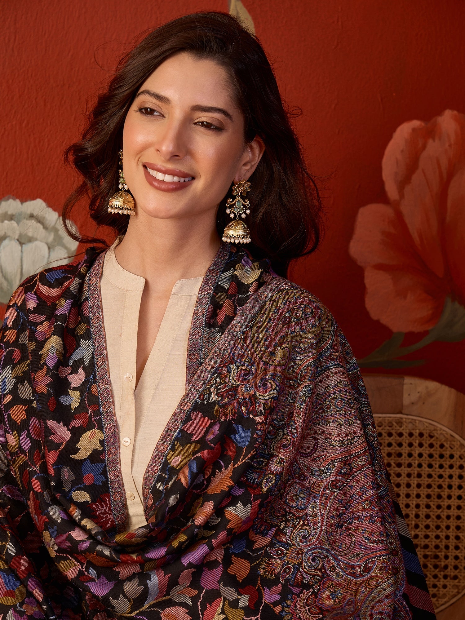 Black Kashmiri Kaani Stole