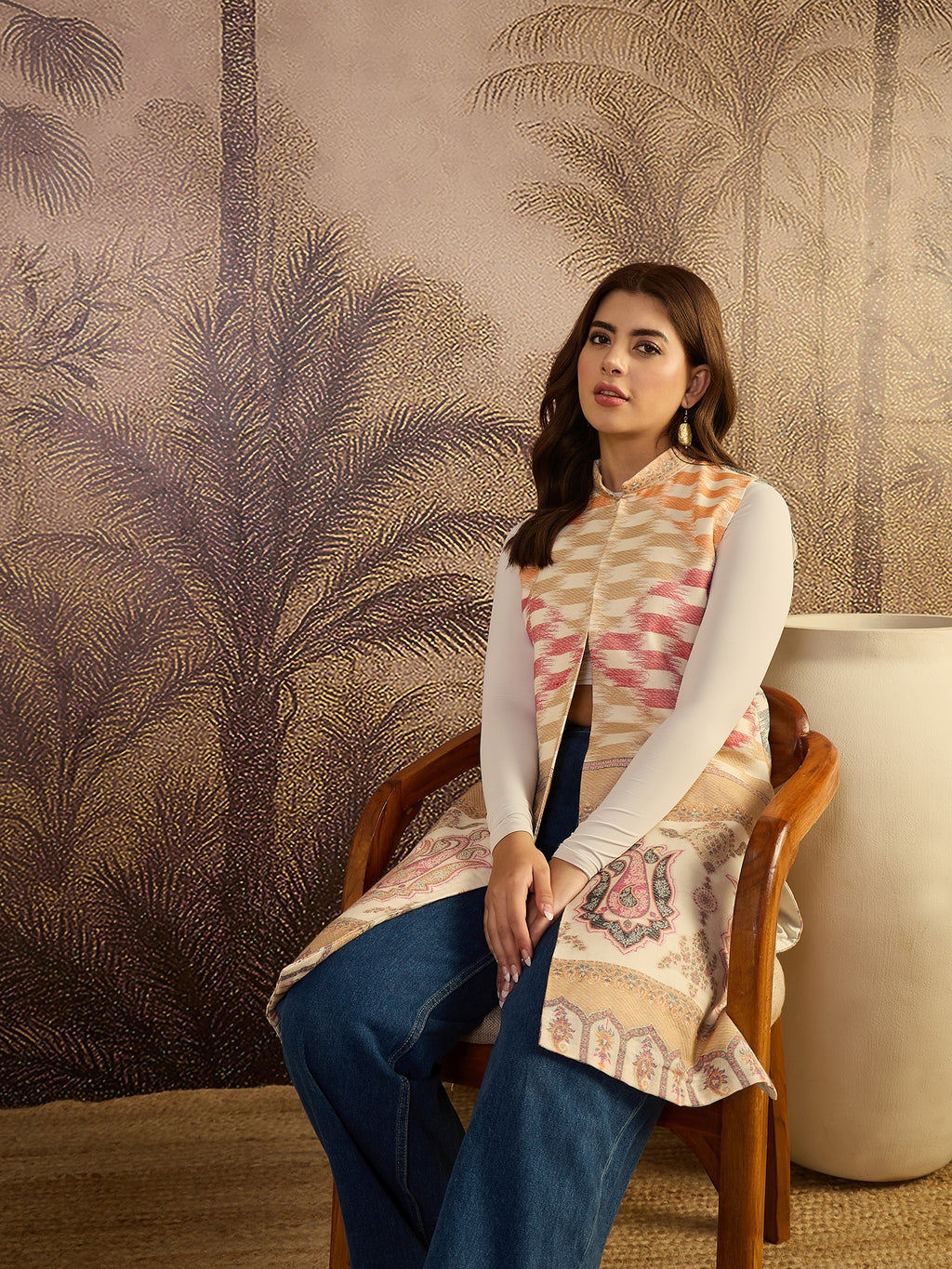 White Paisley & Floral Printed Woollen Mandarin Collar Jacket