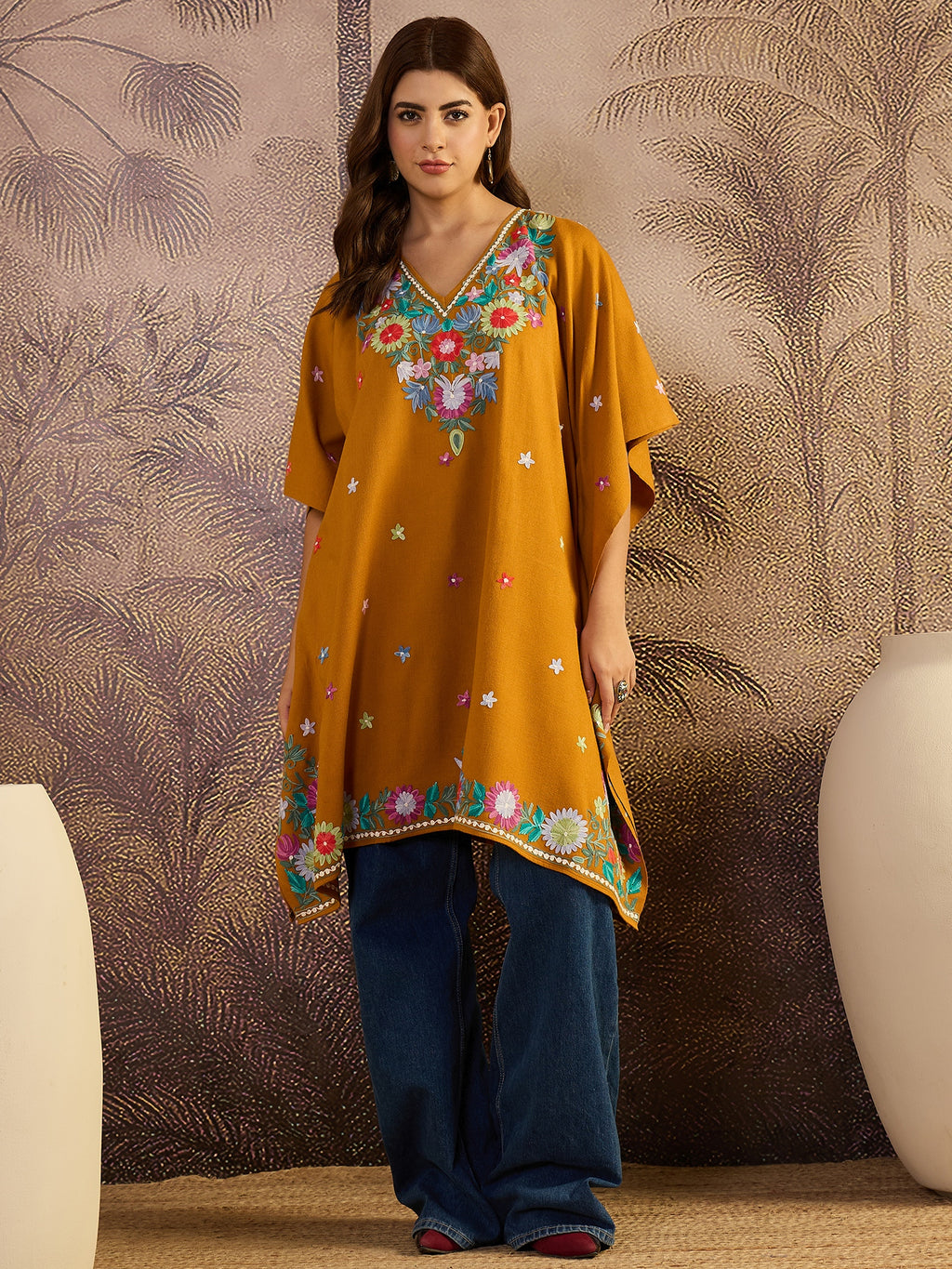 Noor-Ehsaas Kashmiri Embroidery Kaftan