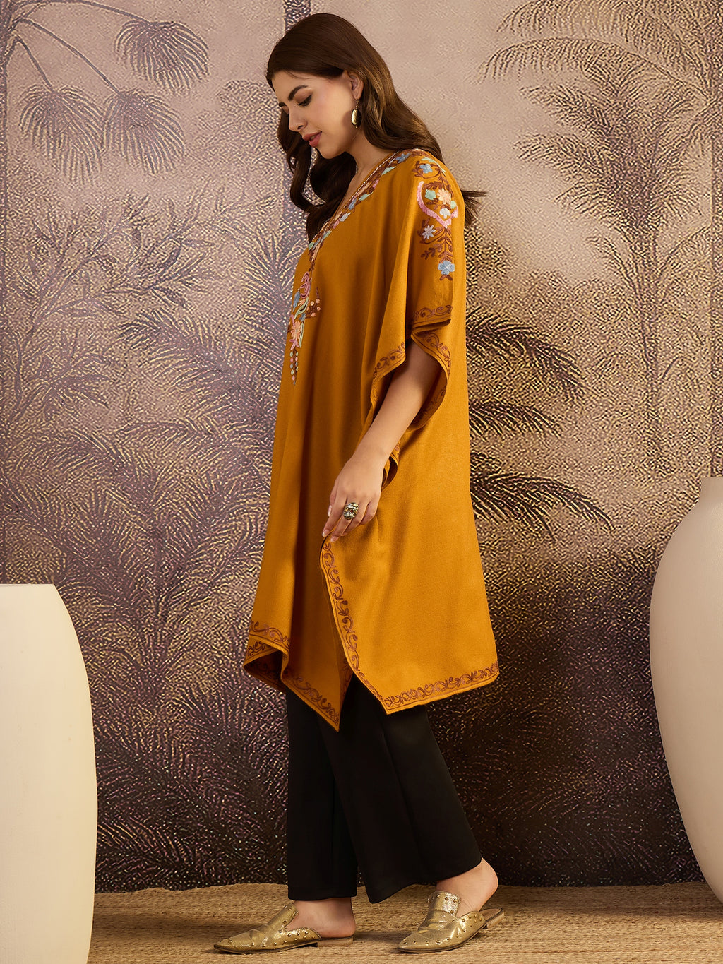 Aarohi Kashmiri Embroidery Kaftan Kurta