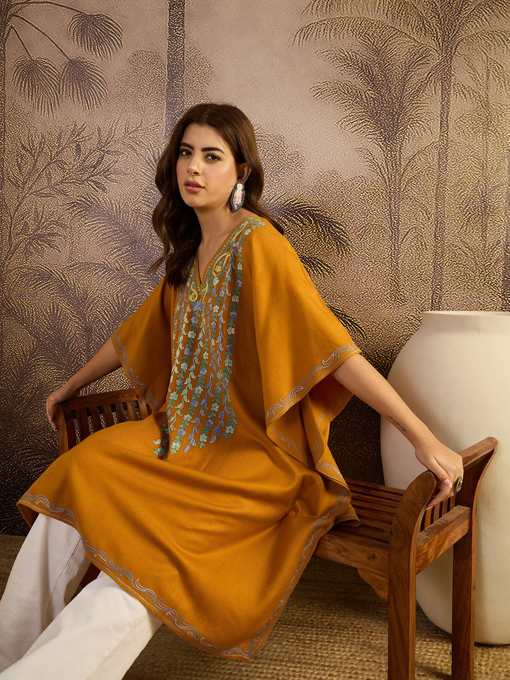Nazneen Kashmiri Embroidery Kaftan Kurta