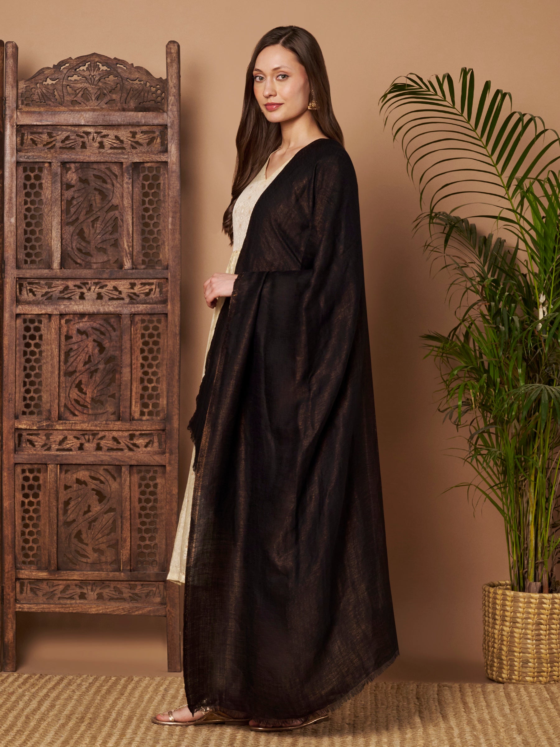 Zari Reversible Stole - Black