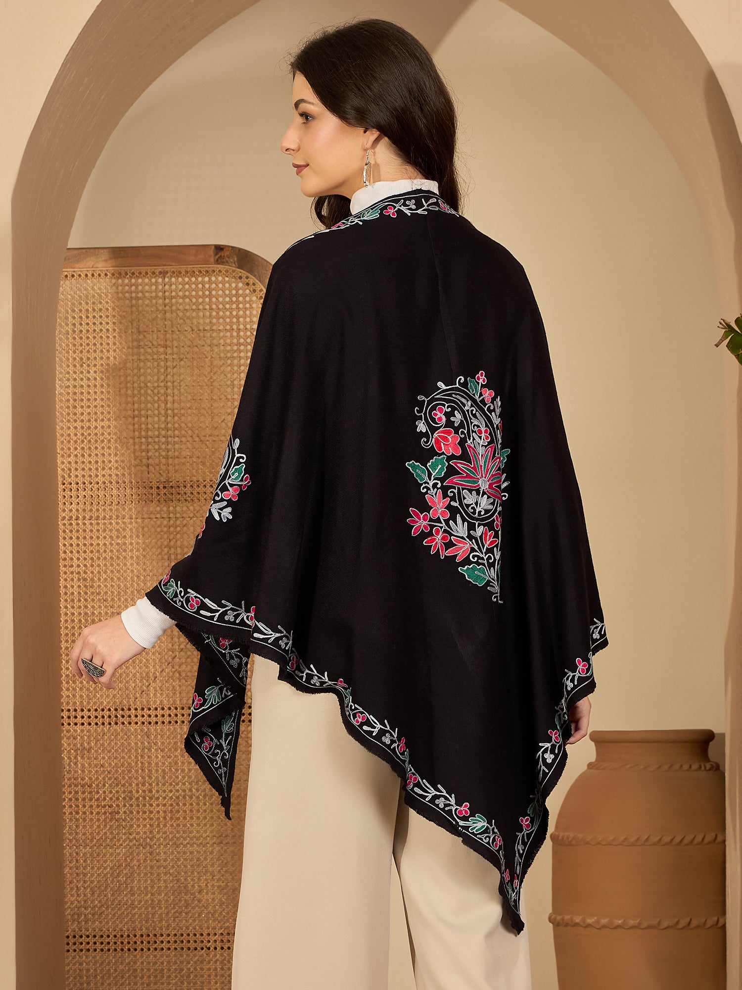 Women Black Floral Aari Embroidered Kashmiri Pheran Top