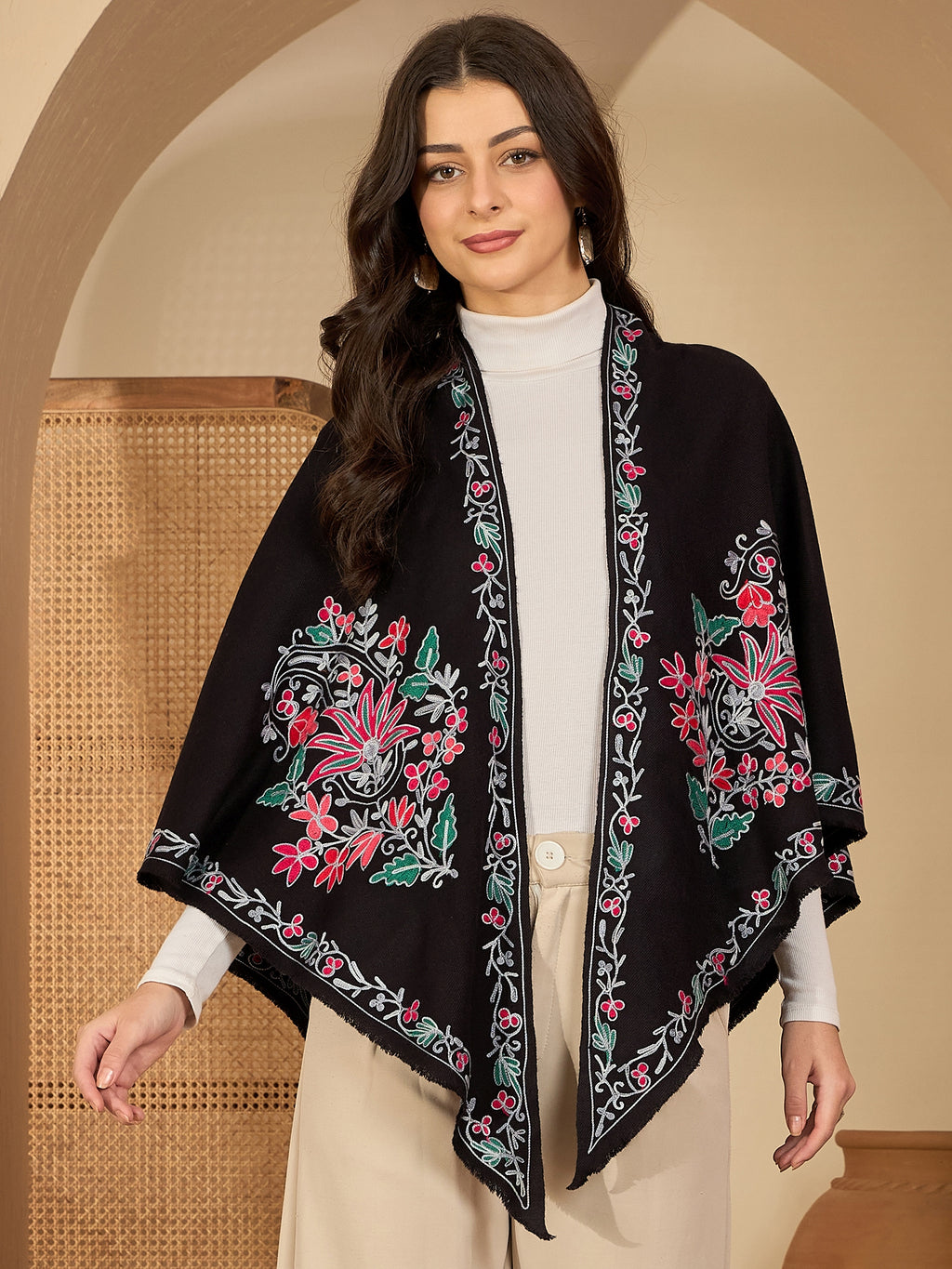 Women Black Floral Aari Embroidered Kashmiri Pheran Top