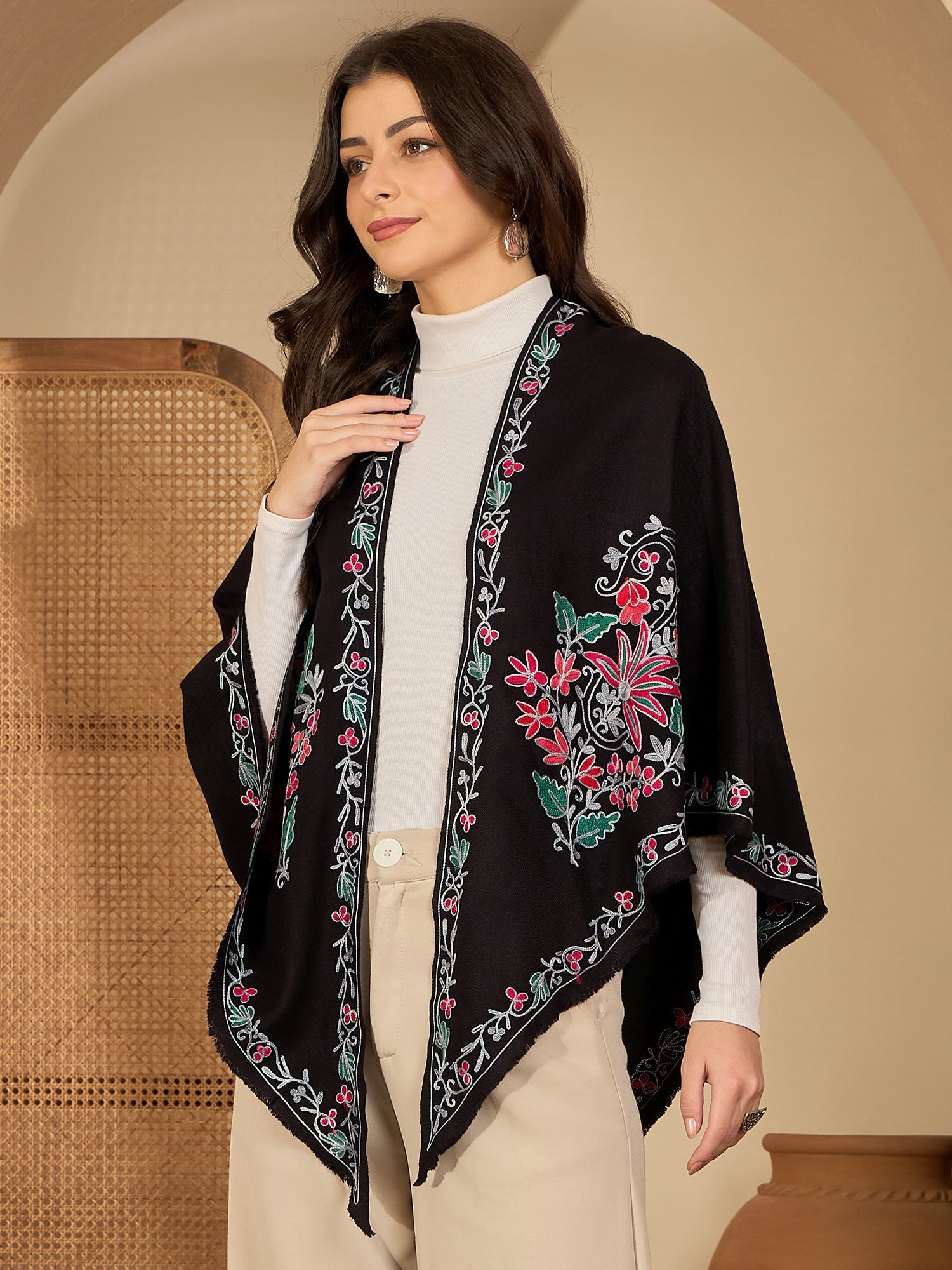 Women Black Floral Aari Embroidered Kashmiri Pheran Top