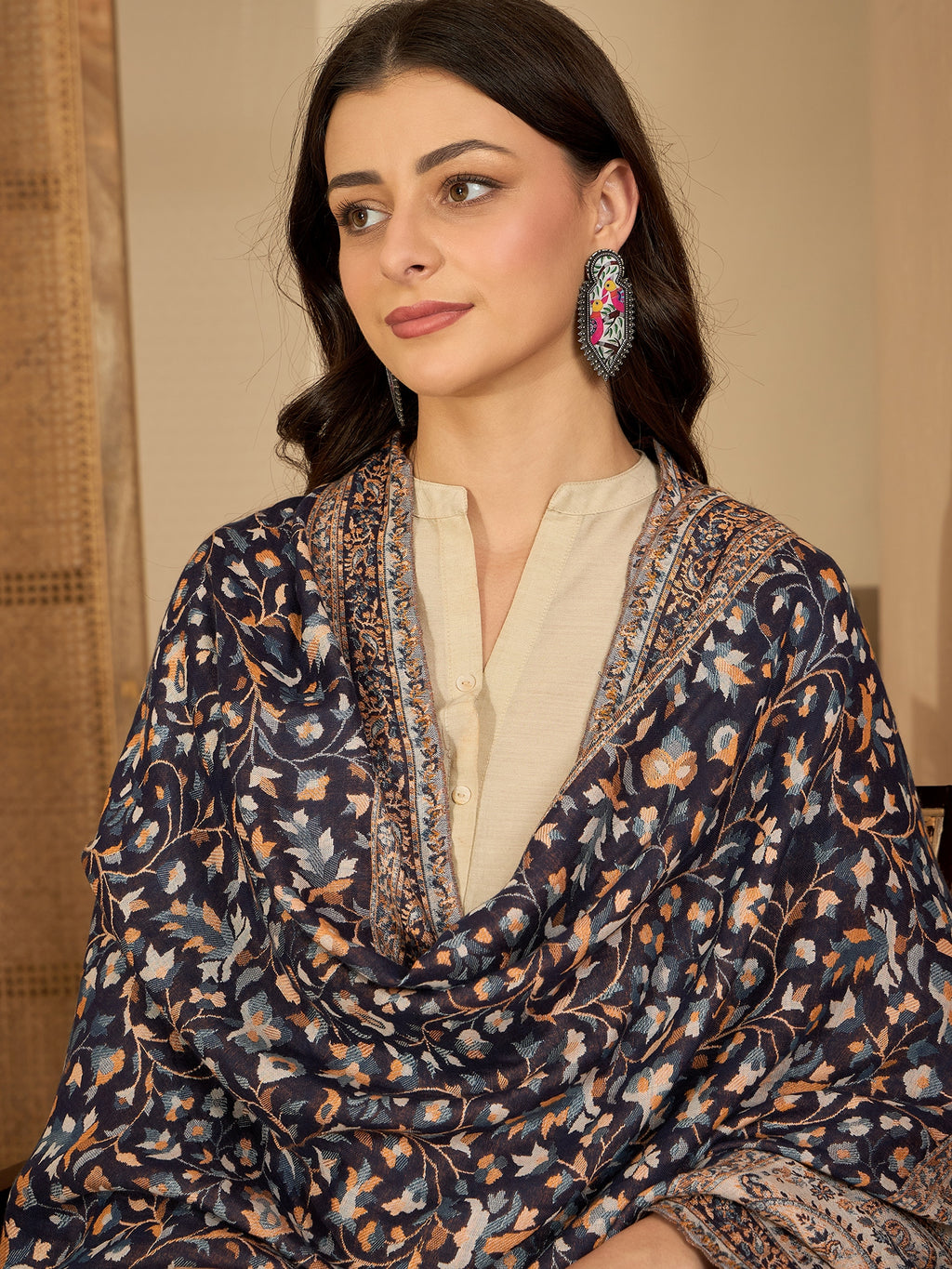 Women Navy White Reversible Kashmiri Kaani Weave Stole