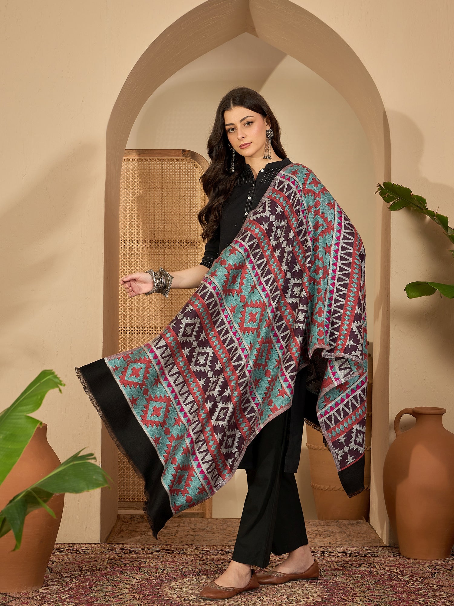 Women Multicoloured Woven Design Geometric Stole