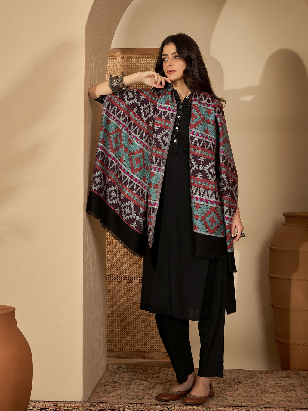 Women Multicoloured Woven Design Geometric Stole