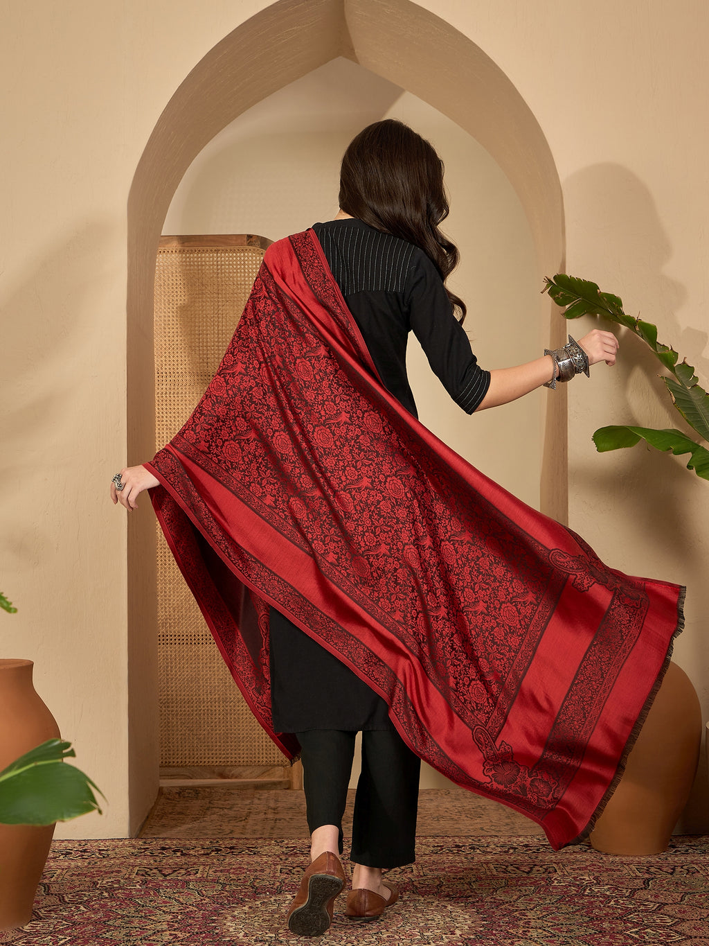 Women Red Black Kashmiri Kaani Weave Stole