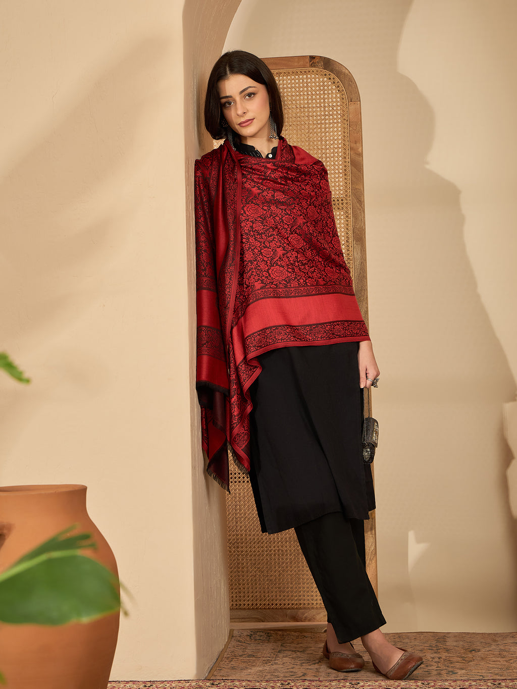 Women Red Black Kashmiri Kaani Weave Stole