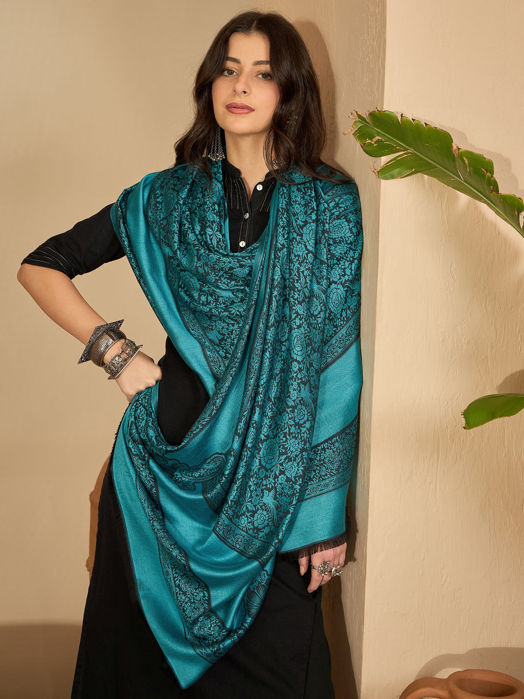 Women Ferozi Black Kashmiri Kaani Weave Stole