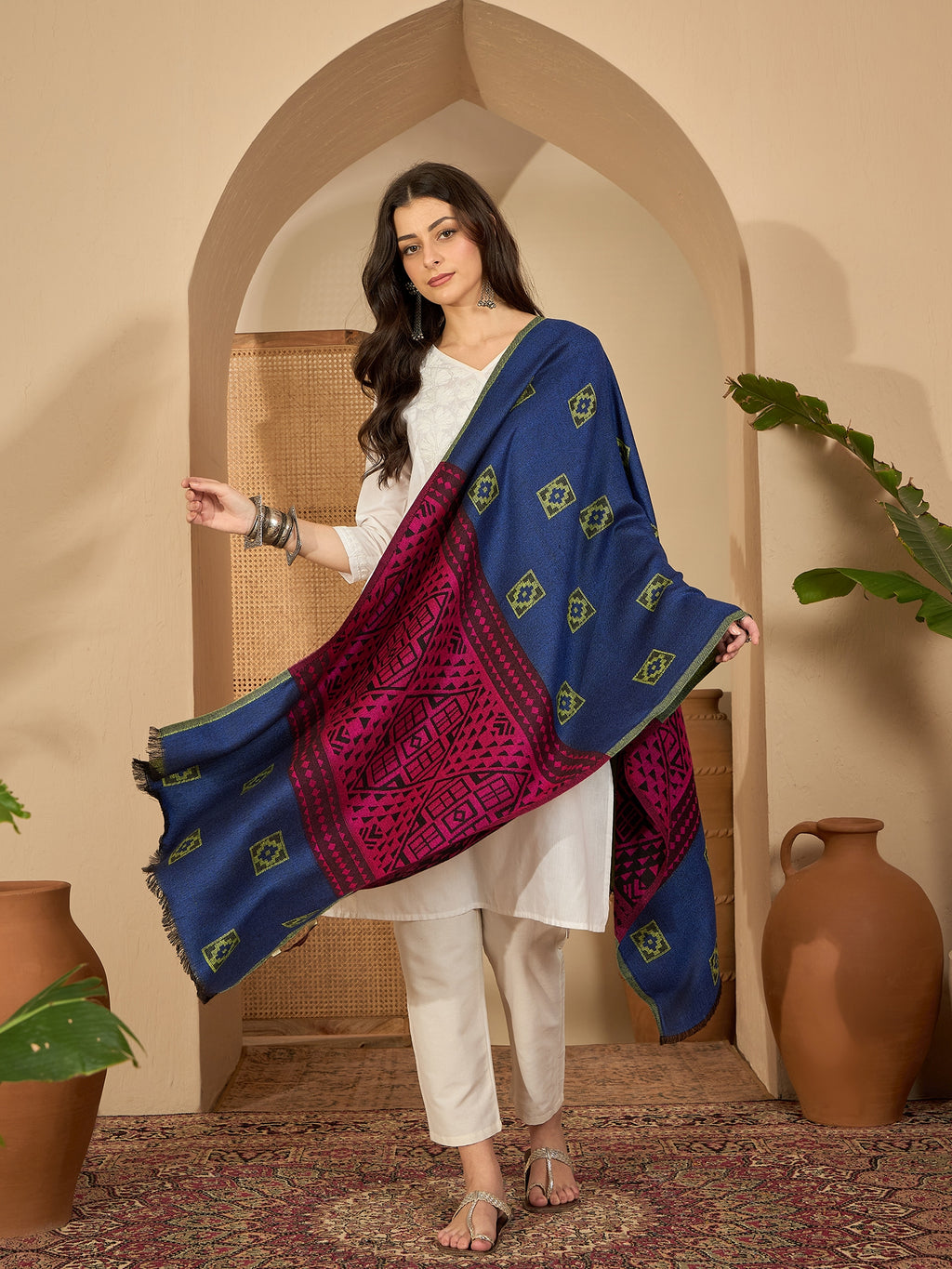 Women Multicolor Geometric Weave Stole