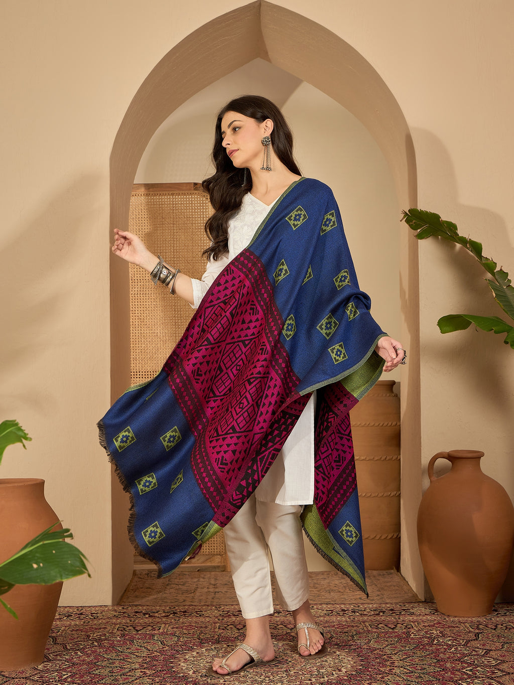Women Multicolor Geometric Weave Stole