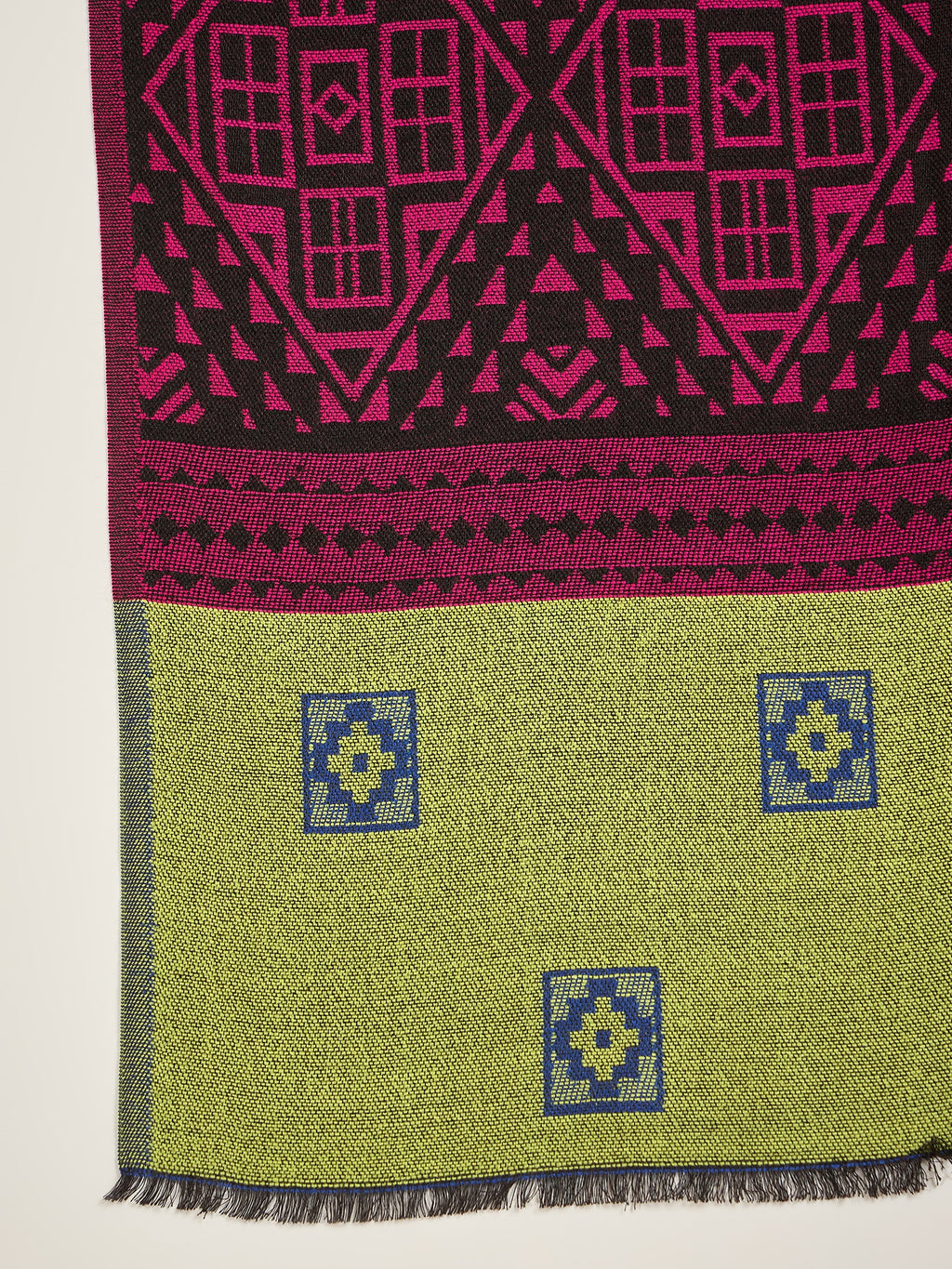 Women Multicolor Geometric Weave Stole