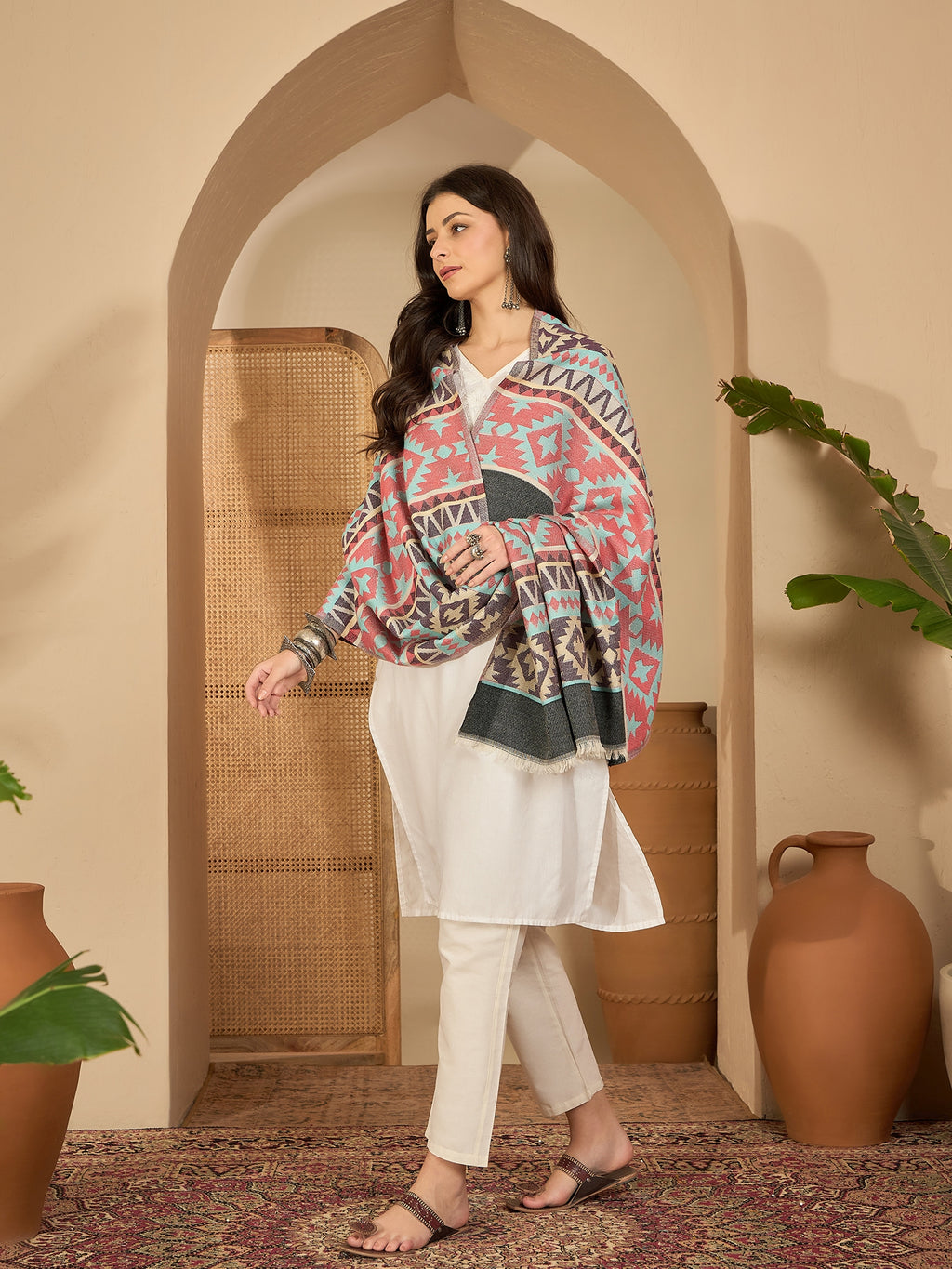 Women Multicoloured Woven Design Geometric Stole