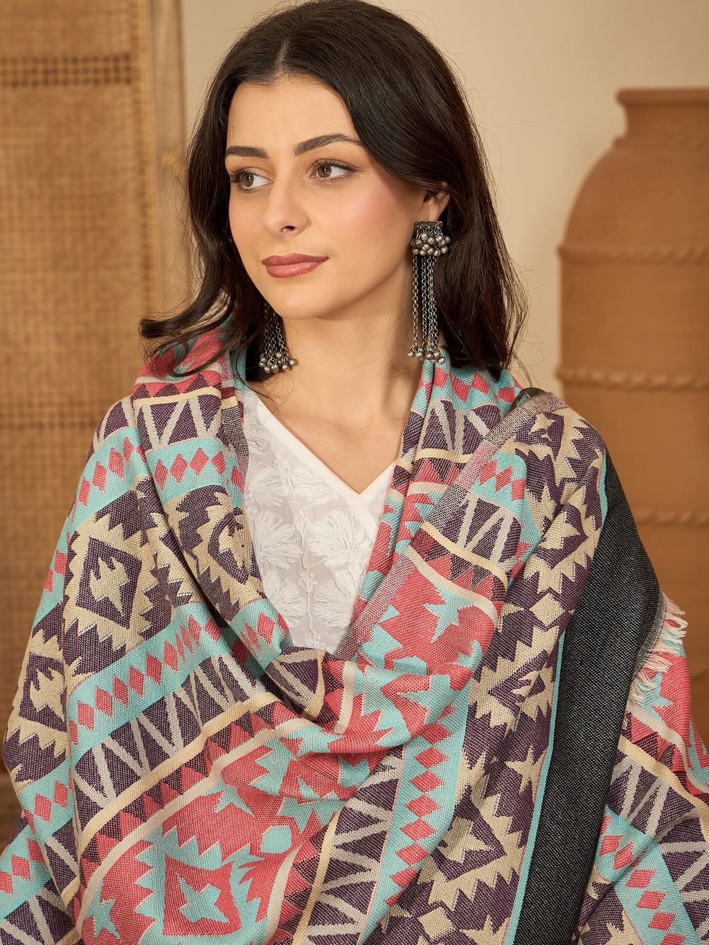 Women Multicoloured Woven Design Geometric Stole