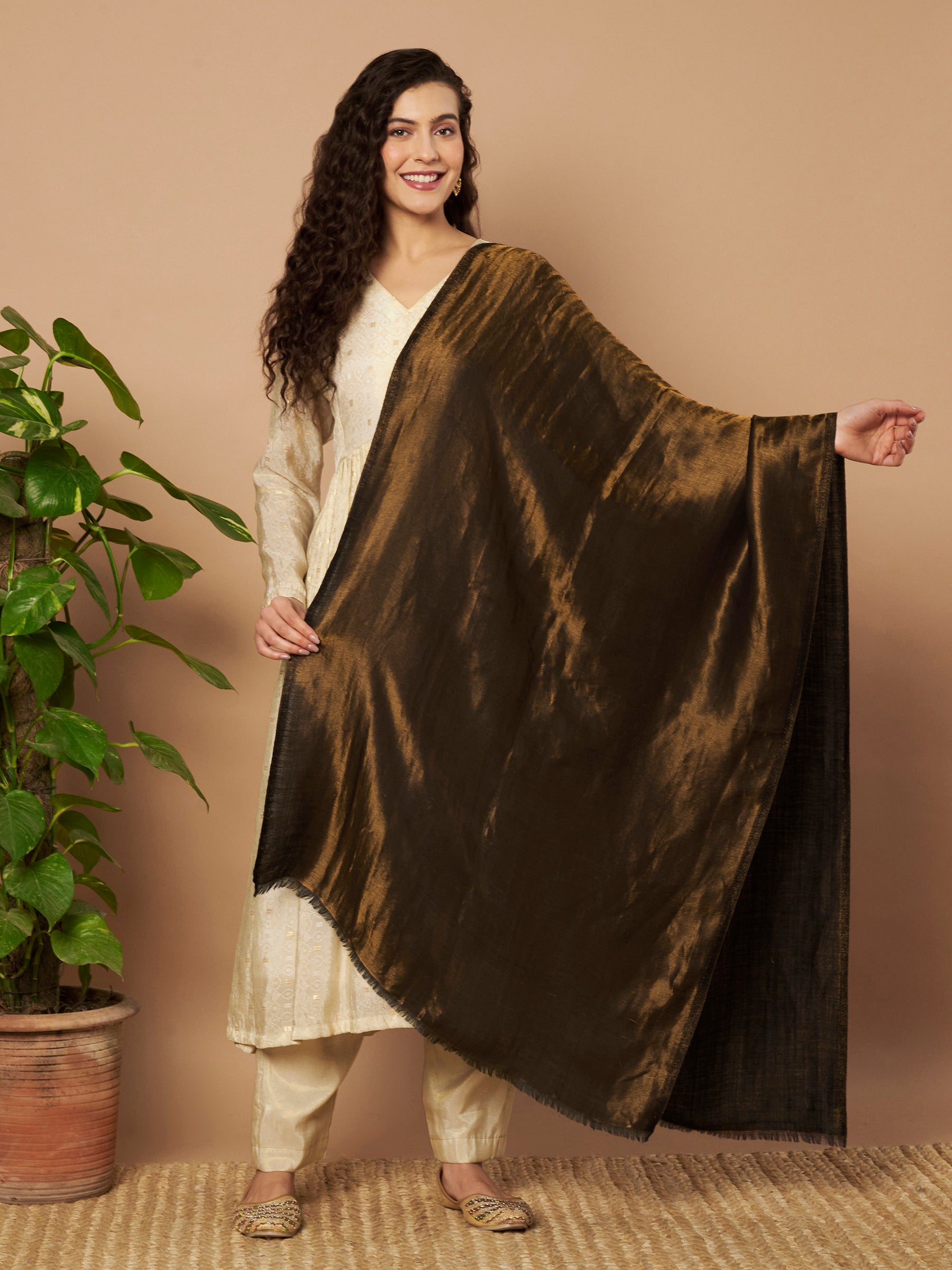Zari Reversible Stole - Black