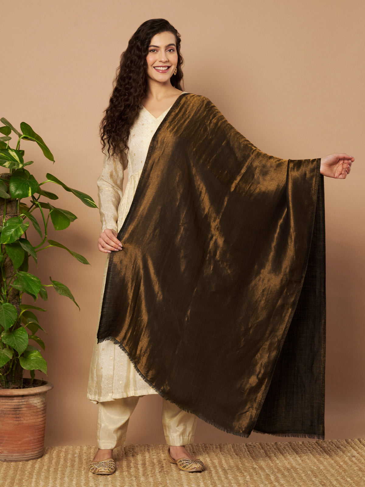Zari Reversible Stole - Black