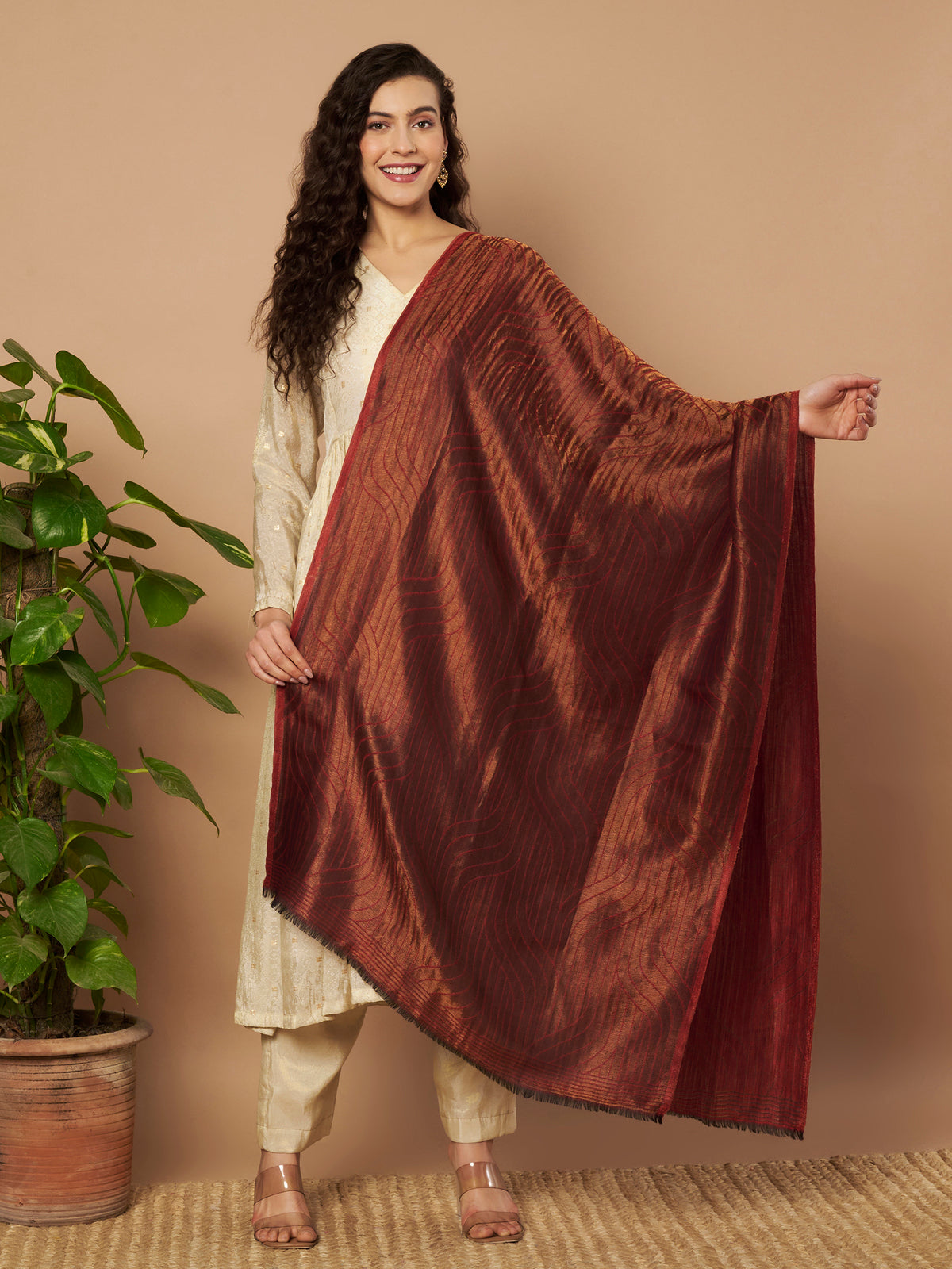 Zari Geometric Reversible Stole - Maroon