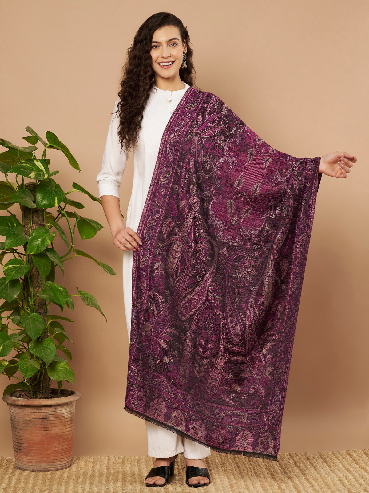Kusum Purple Black Jamawar Stole