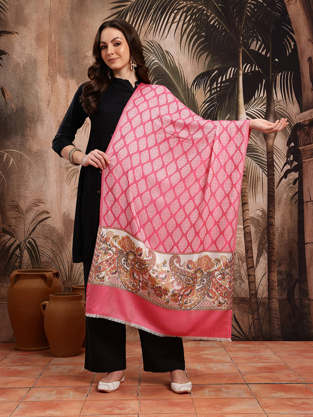 Women Pink Floral Woven Design Stole