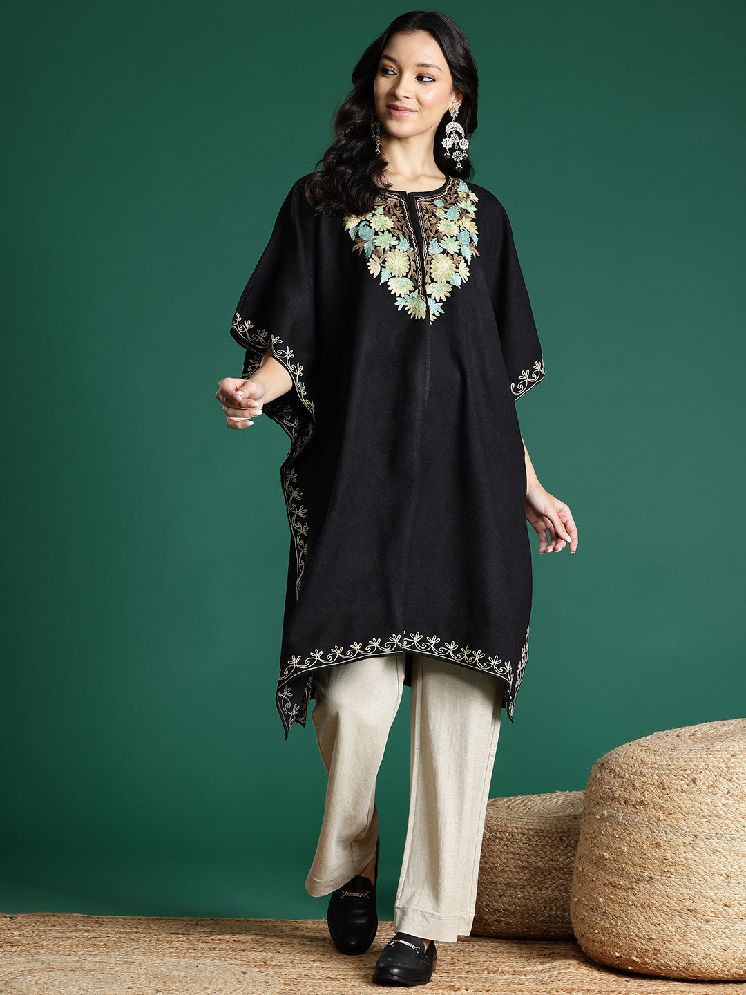 Riwaayat Kashmiri Embroidery Pheran