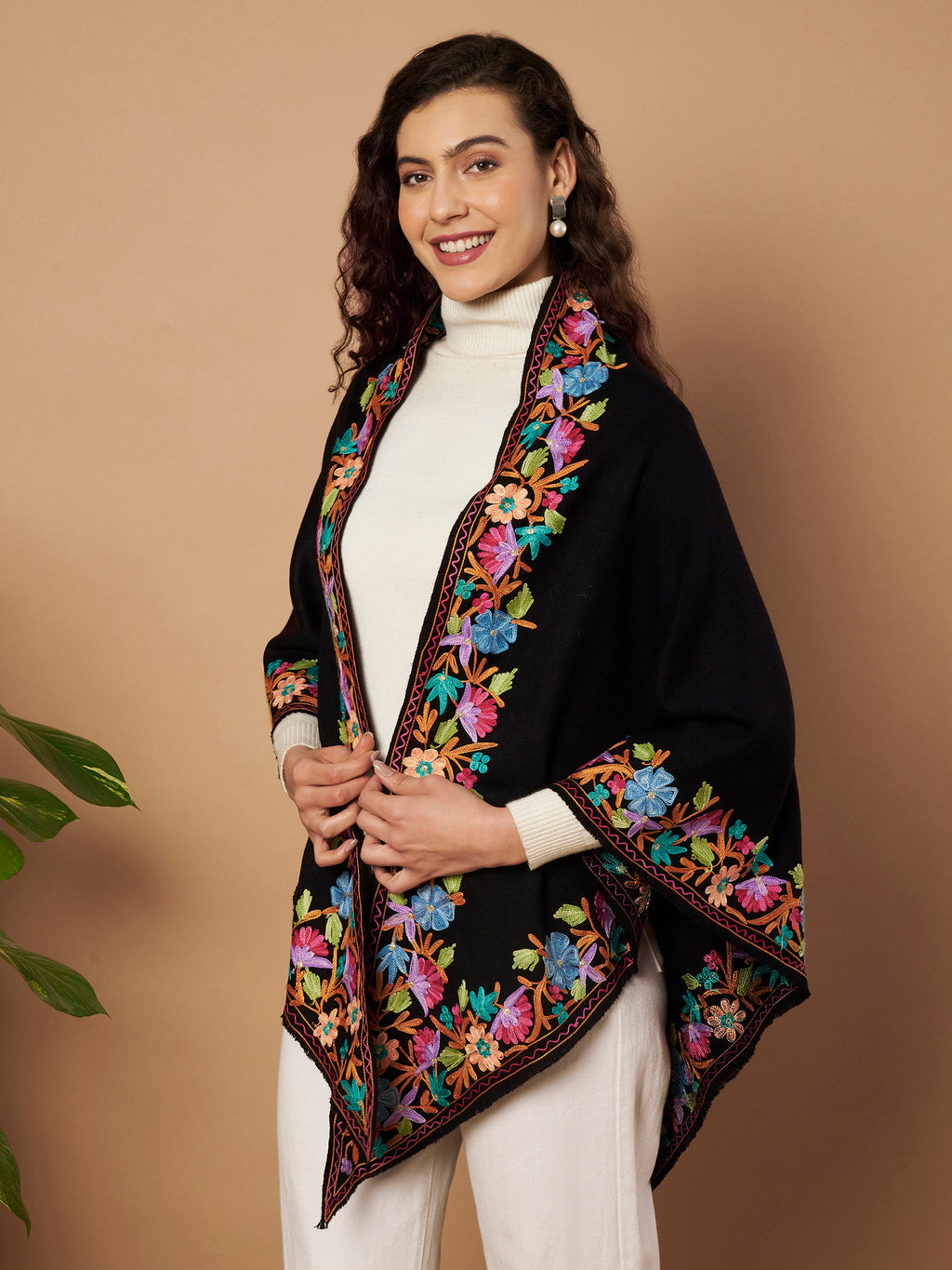 Gulmaar Embroidered Kashmiri Pheran Top