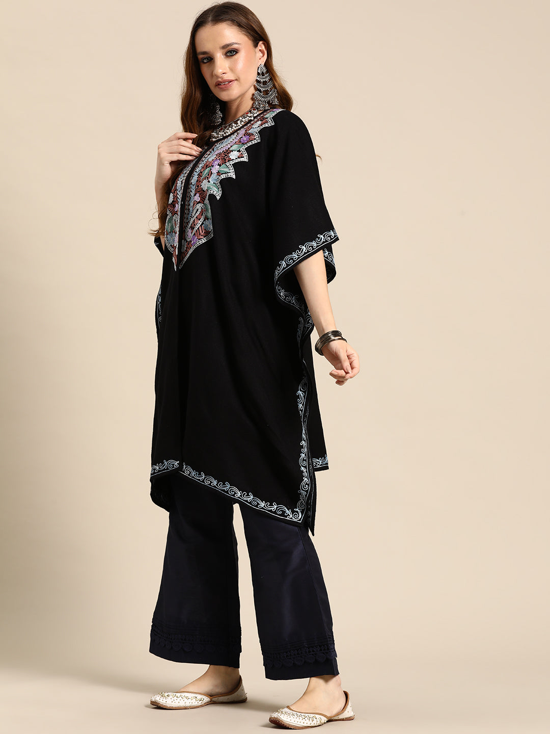 Gulmarg Kashmiri Embroidery Pheran