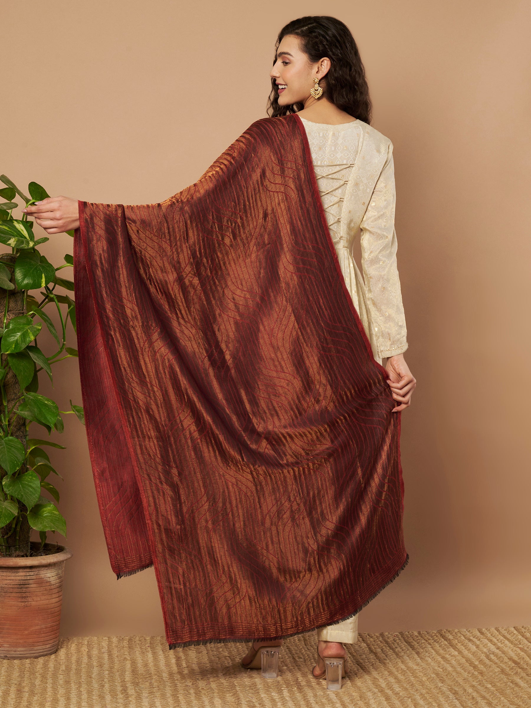 Zari Geometric Reversible Stole - Maroon