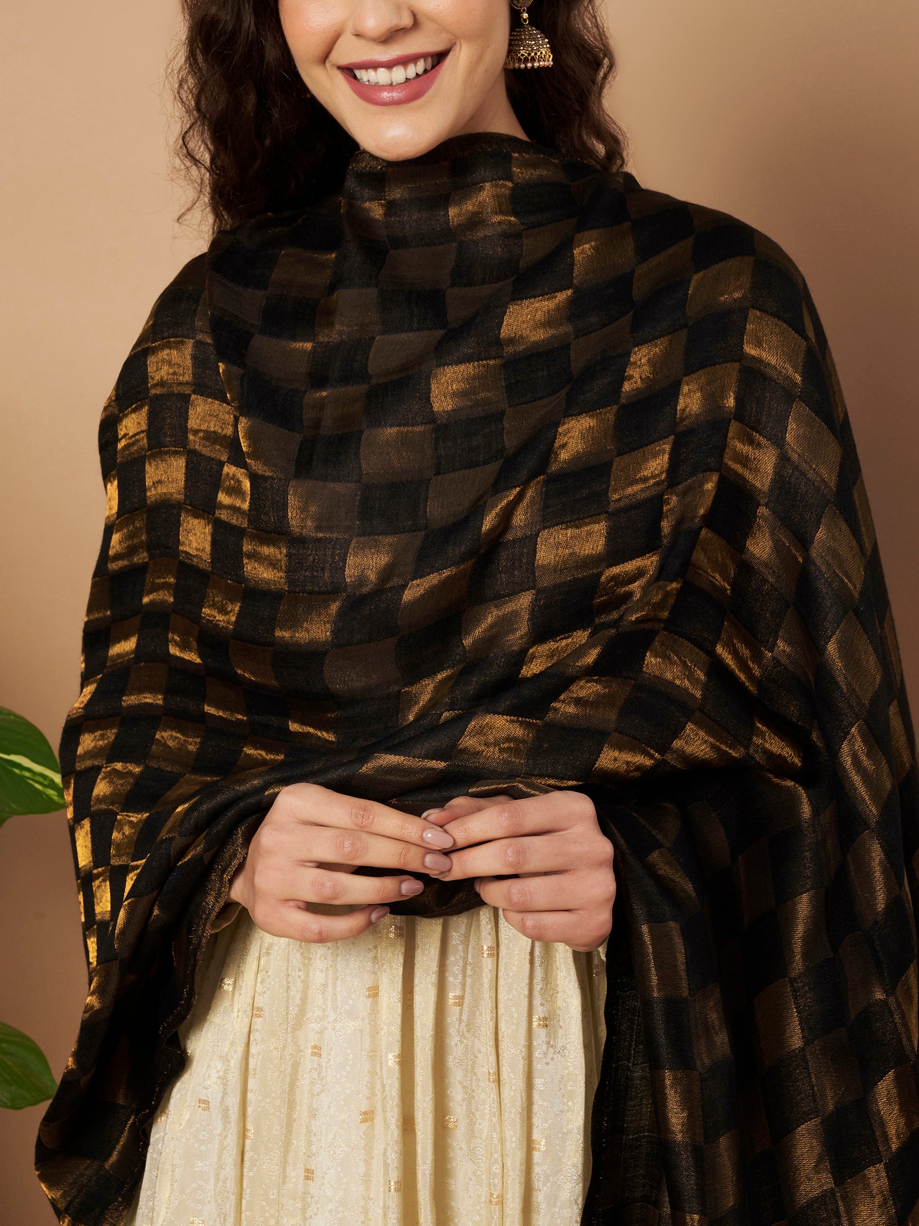 Zari Geometric Reversible Stole