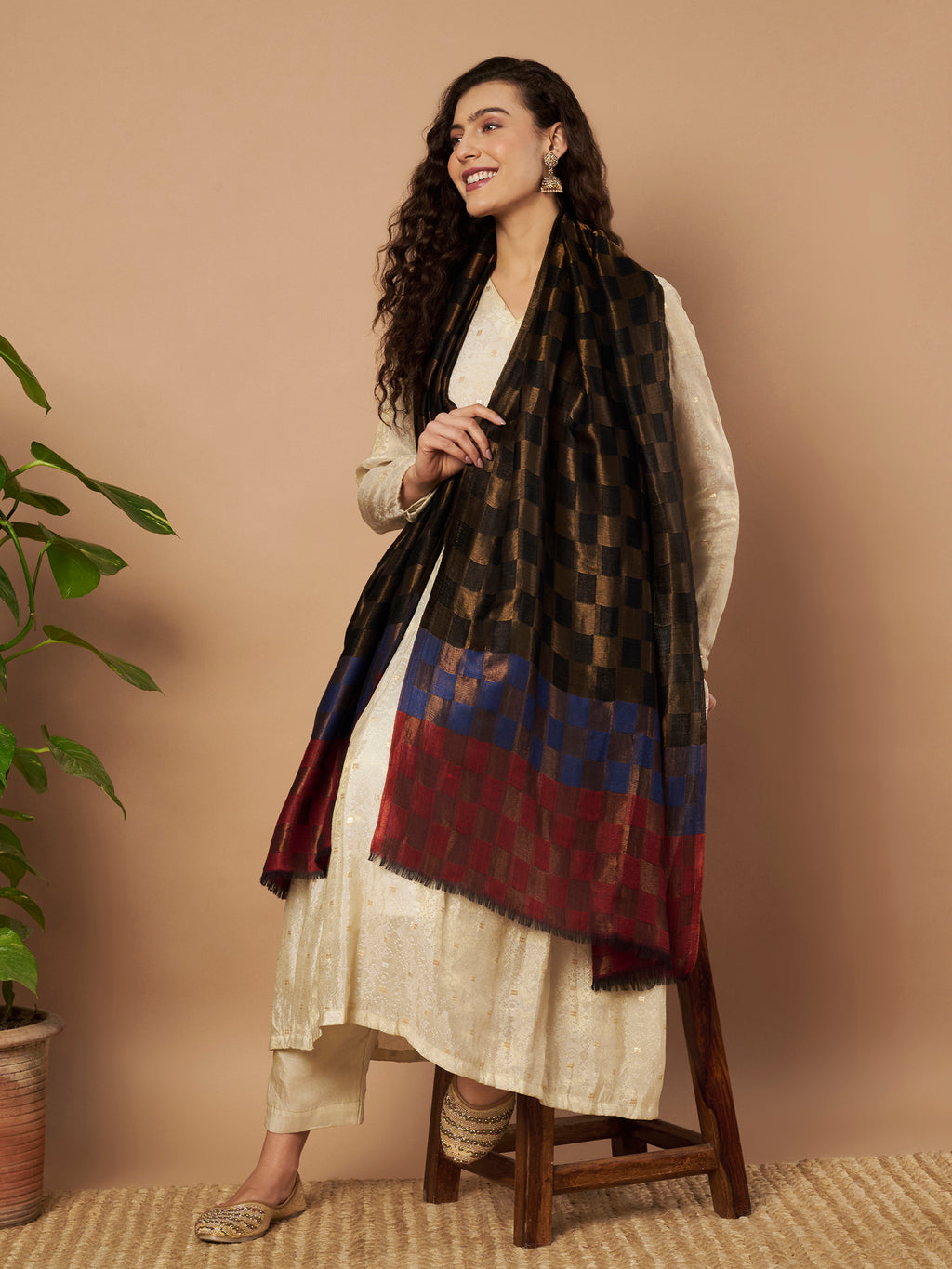 Zari Geometric Reversible Stole