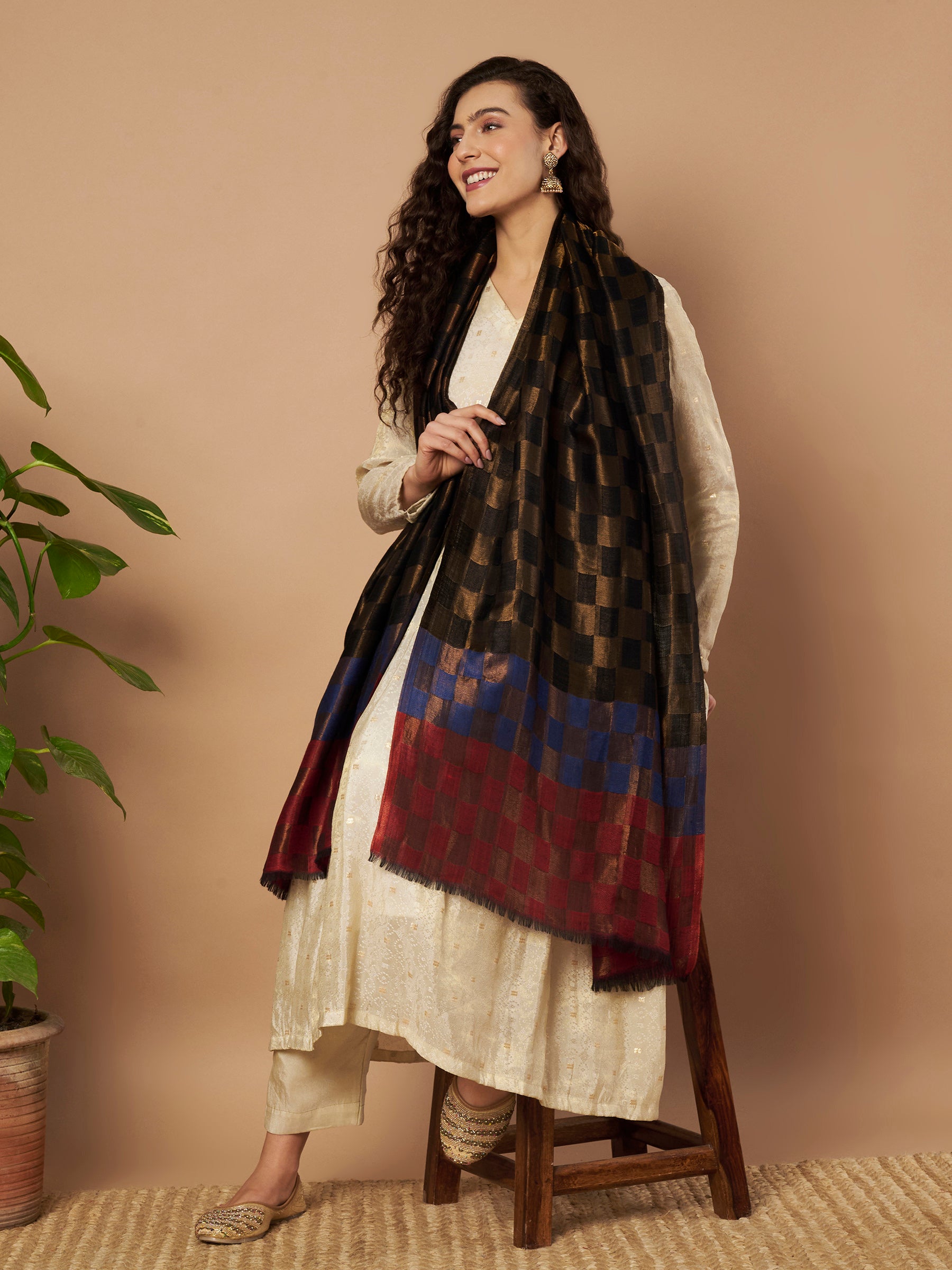 Zari Geometric Reversible Stole