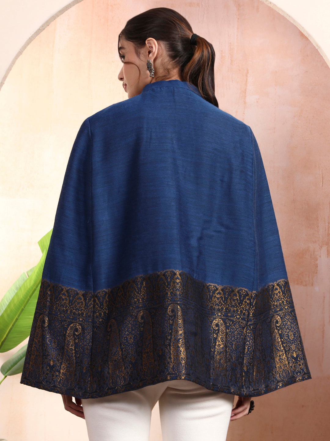 Noorvi kaani cape Jacket