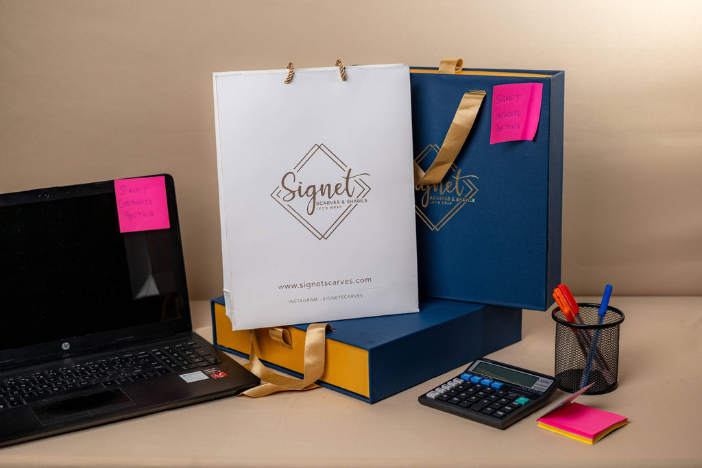 Corporate gift packaging