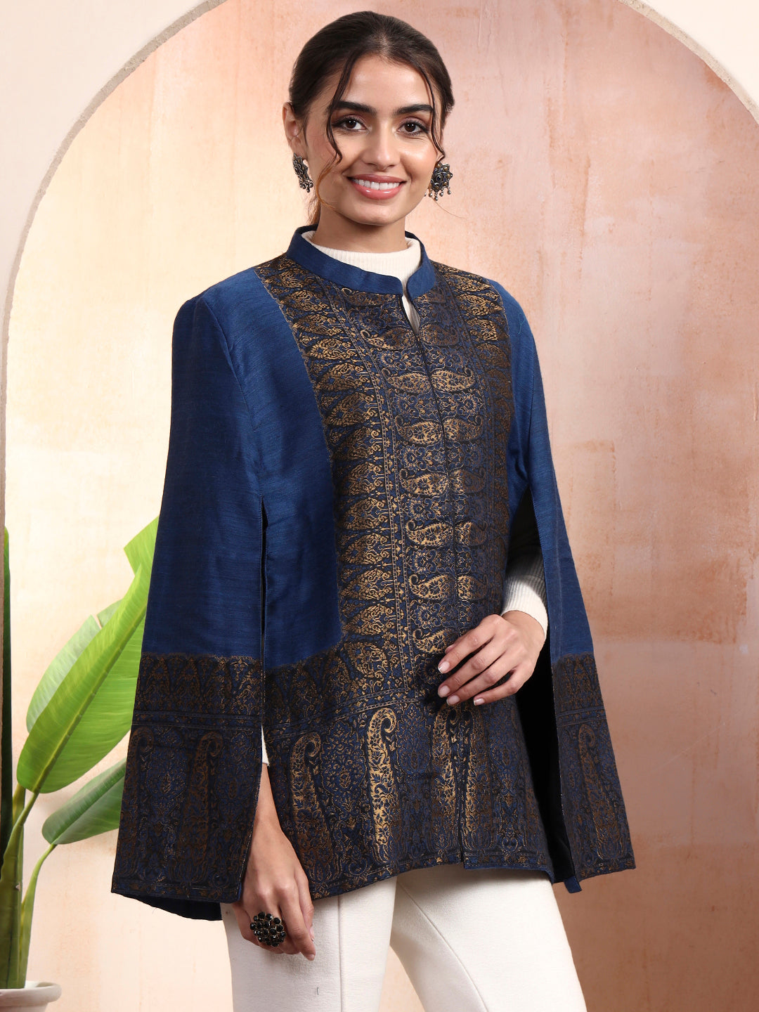 Noorvi kaani cape Jacket