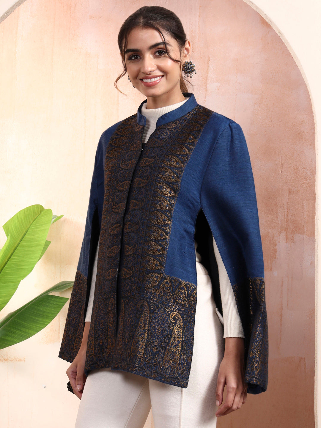 Noorvi kaani cape Jacket
