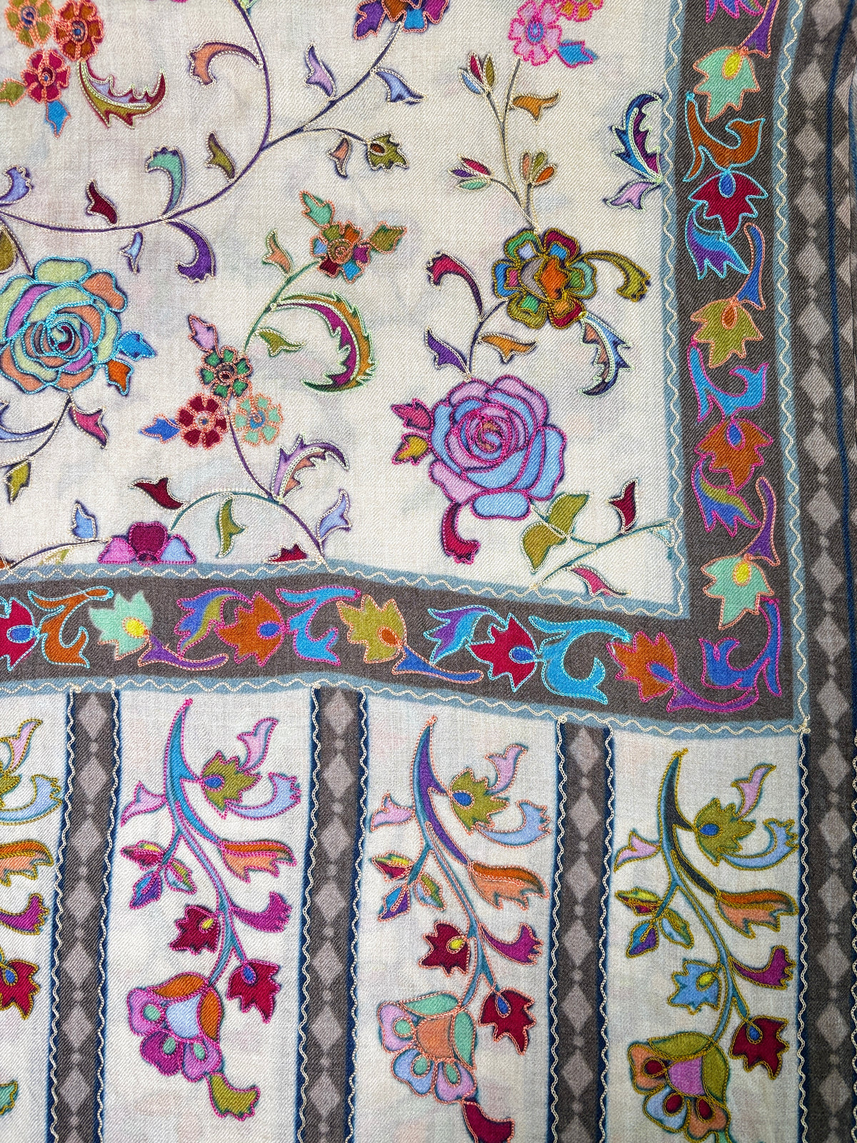White Kalamkari Jaal Stole