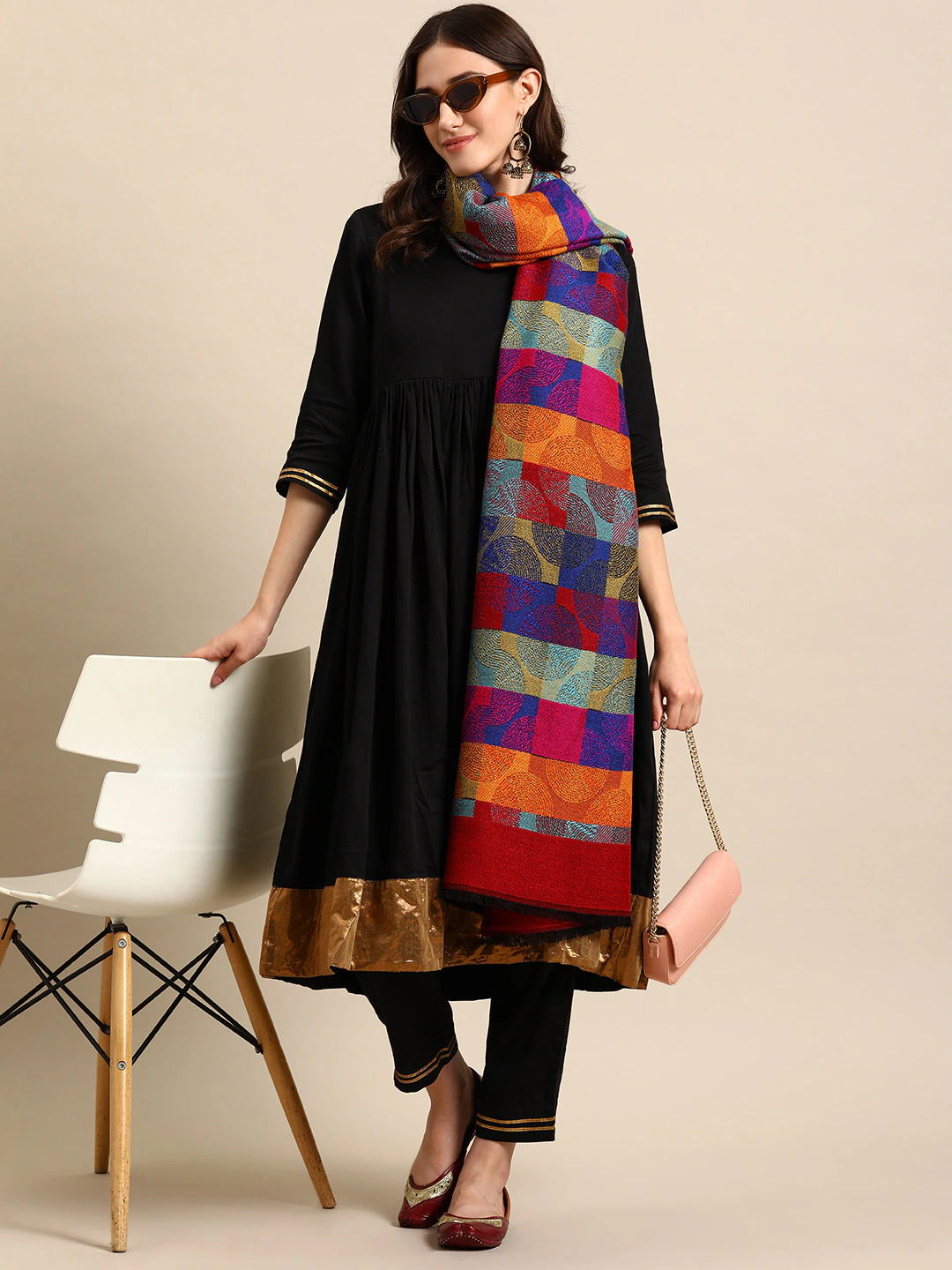 Women Geometric Woven Design Acrylic Stole