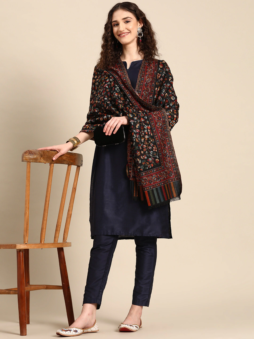 Black Kashmiri Kaani Stole