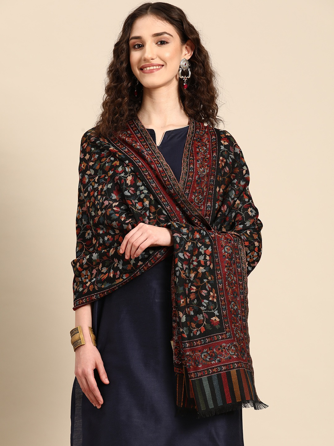 Black Kashmiri Kaani Stole