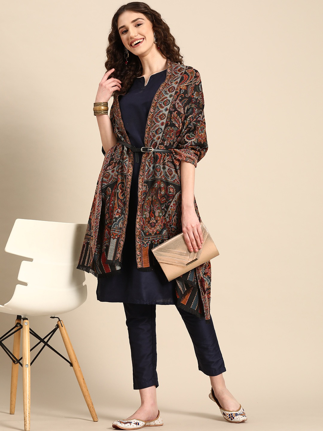 Chitra Kaani Stole