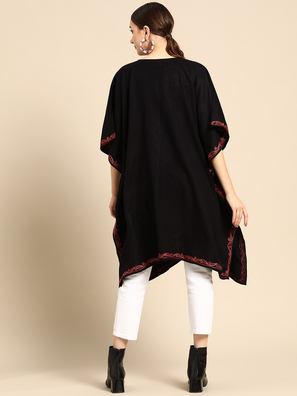 Women Black & Red Kurta