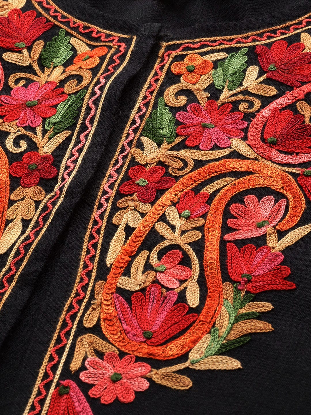 Gaash Kashmiri Embroidery Pheran