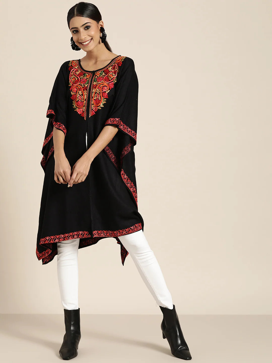 Gaash Kashmiri Embroidery Pheran